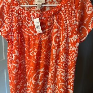 LOFT Size S Orange Short Sleeve Smocked Blouse